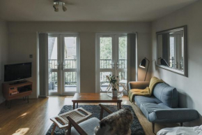 Stylish Central London Flat with Pool and Terrace